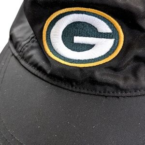 Green Bay Packers Fan Bundle | Vintage Winter Earflap Hat & NFL Mug